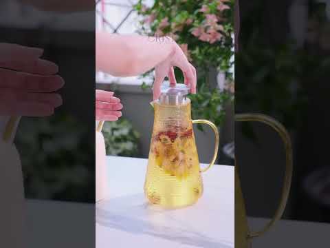 BÌNH THỦY TINH VÂN NGANG 2L CRISTA HOME – BÌNH PHA TRÀ, DETOX CHỊU NHIỆT NẮP INOX 304 (MÃ 60279) video