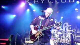 Everlast preforming &quot;Children&#39;s Story&#39;&#39; by Slick Rick