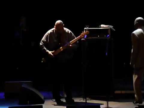 Rodney "Skeet" Curtis bass solo (Maceo Parker Band)
