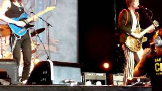 Carney 2010-04-05 Amelie-Mr Green at Byron Bay Bluesfest