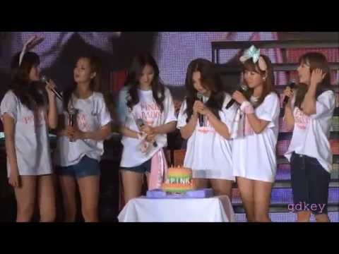 150322 Apink cutting cake Pink Paradise