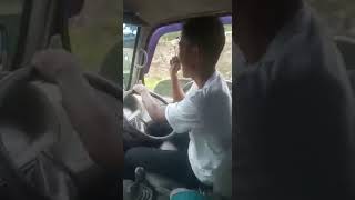 Download lagu Driver muda ni bos senggol dong👍👍🙏🙏 mp3