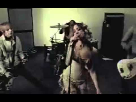 Queen Adreena - Pretty Like Drugs (Music Video)