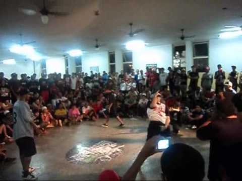 FLOOR RIDERS VS OUVER  KINGZ - FINAL - RAW CICLES BRASIL 2012.