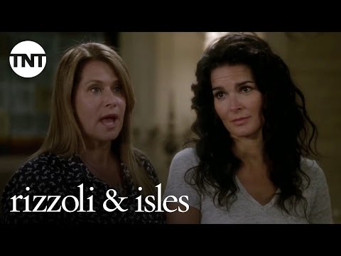 Food for Thought Clip 2 | Rizzoli & Isles | TNT