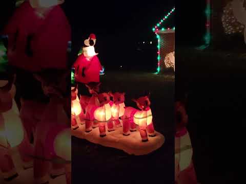 The Reynolds= Jolliest Neighbors this Side of the Nuthouse