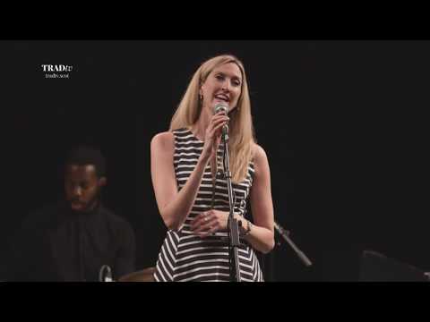 Joy Dunlop – Puirt à Beul Set/Jigs (live at Perth Concert Hall as part of The Visit 2018)