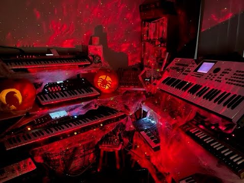 Mike Parrott - Sinewaves Light V-EM 13 Halloween 31 10 23.