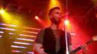 Maroon 5 - Can&#39;t Stop (Live)