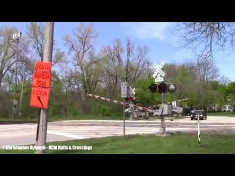 Metra 178 at Old Green Bay Rd - Glencoe, IL