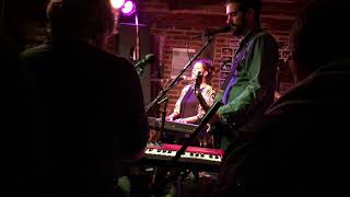 Morgan, Praying (@Universonoro)