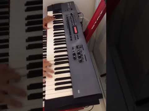 Testando Roland RS50