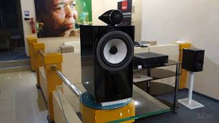 Bowers & Wilkins 705 S3 Gloss Black - відео 1