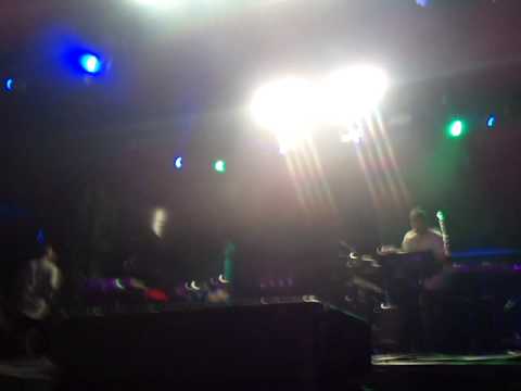 Shooting Stars, Bag Raiders