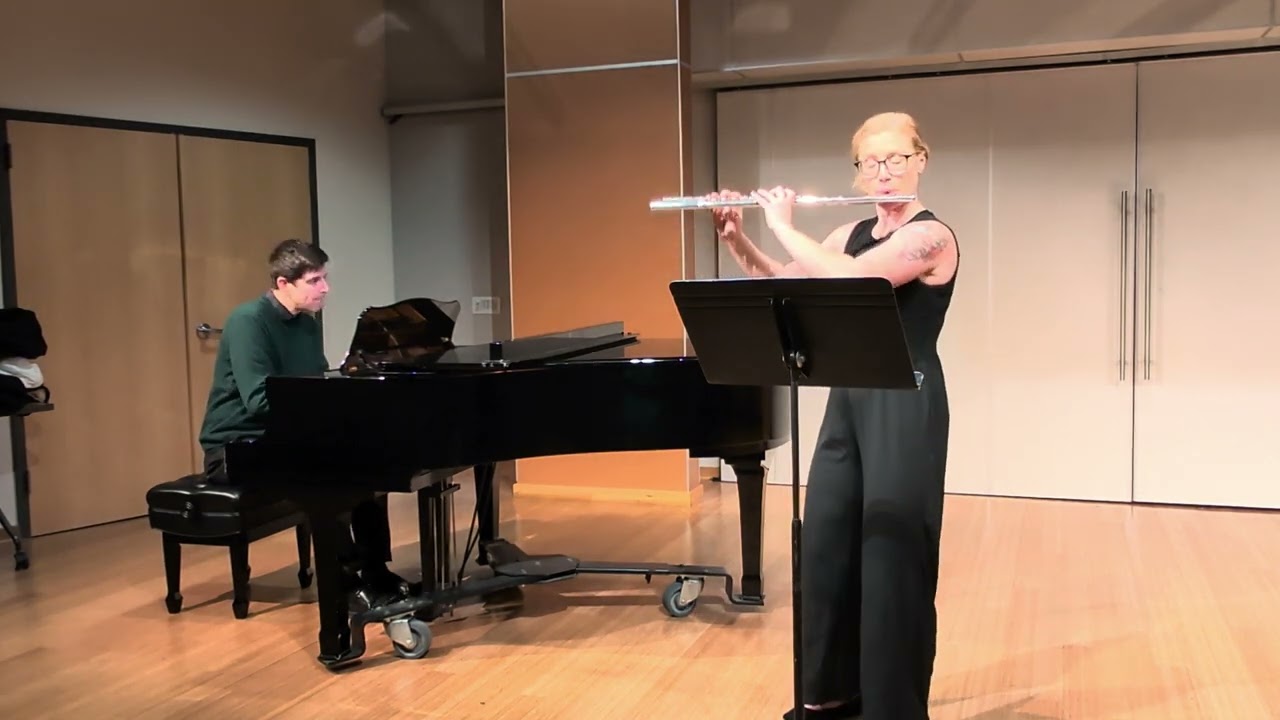 Promotional video thumbnail 1 for Sadie Hewitt - flutist