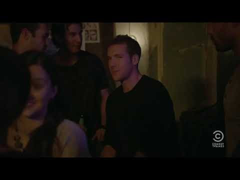 Broad city. Ilana in the bar