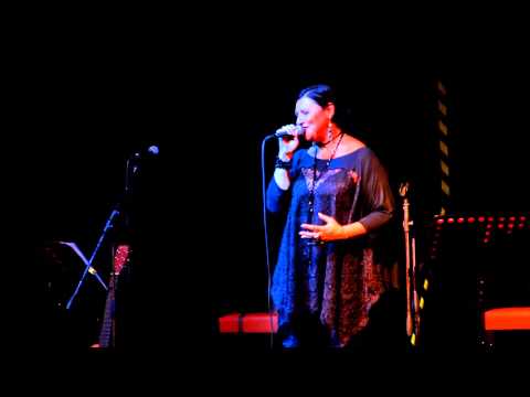 Vittorio Matteucci e Silvia Querci " S'innamora già " _ Duetti sotto le stelle _ Alliste 18-07-2014