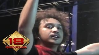 Download lagu NIDJI - Biarlah (Live Konser Manado 28 Februari 2008) mp3