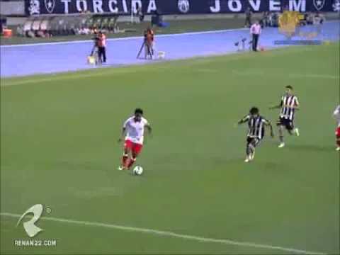 RENAN22 Defesa do Renan contra o Náutico