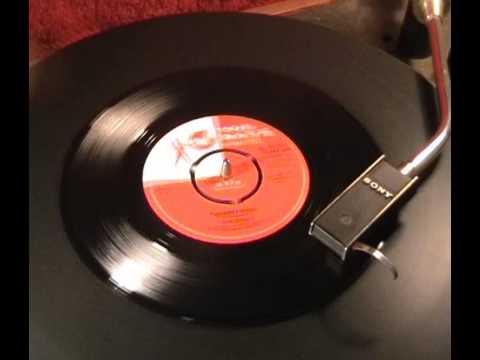 The Revels - 'Midnight Stroll' - 1959 45rpm