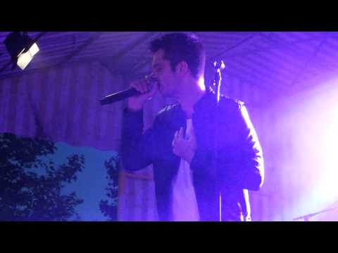 Alain  Corson  filmé par New direction