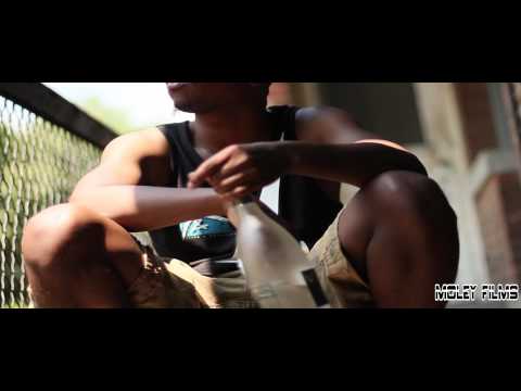 LIL CED   I STAY AWAY