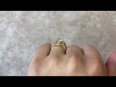 Old European Cut Diamond And Yellow Gold Ring - Freeport Ring - Hand Video