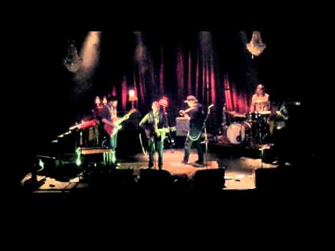 The Southern Alps - You loved me (live)