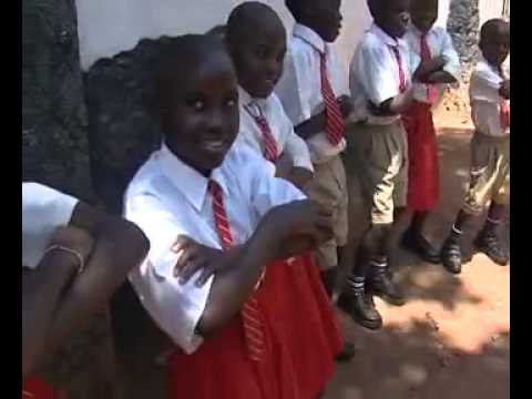 Crianças Africanas cantam a Paz