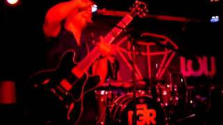 Tiger Lou - Like My Very Own Blood (live)