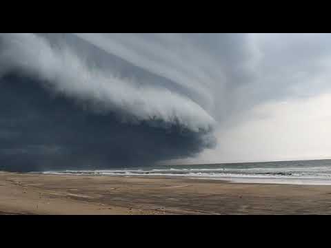 ashani effect vizag beach @vinodh.Rv6