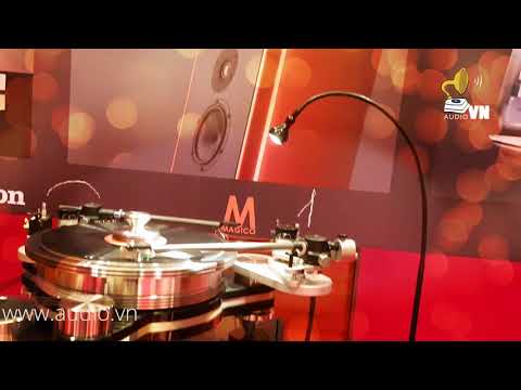 Thể hiện bởi Hồng Nhung
