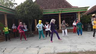 Download lagu Senam Gak Ada Waktu Beib Sehat Ceria mp3 Download lagu Senam Gak Ada Waktu Beib Sehat Ceria mp3