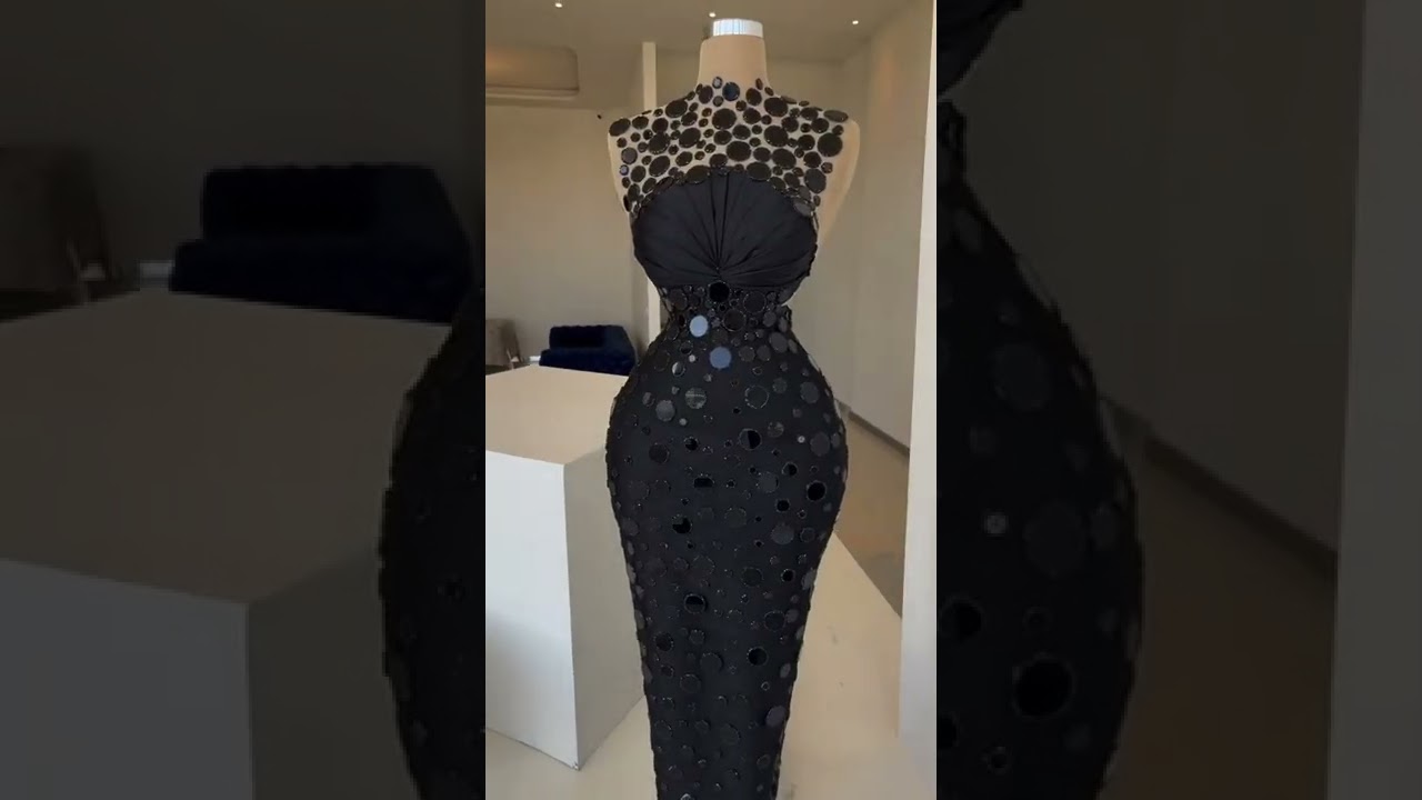 EVEN IF YOU HATE BLACK, JUST NOT THIS ONE!!!!😍..