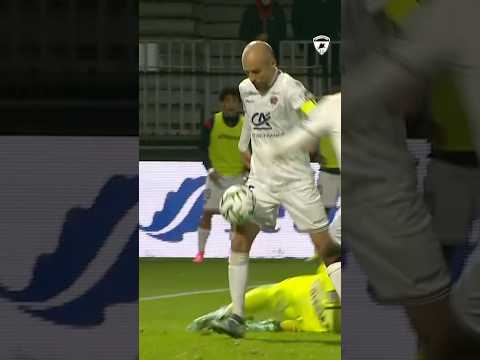 🤏🤏🤏 #clermontfoot #football