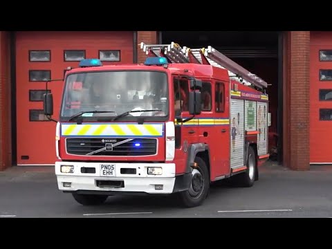 *RESERVE* Farnworth Second Pump Turnout - Greater Manchester Fire And Rescue Service