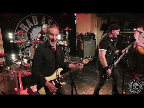 BAD ASS ROMANCE Live @muhlehunziken1586