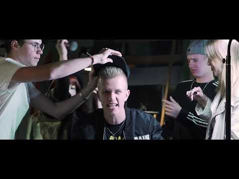 Video thumbnail for Fake Gangsta