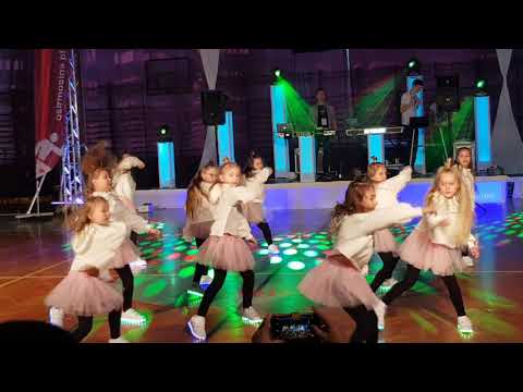 Likkle Chaka - Szkoła Tańca BORN TO DANCE & UKS Śrem