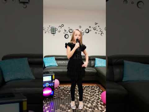 Milijon in ena by Sara Operčkal (Klara Jazbec)