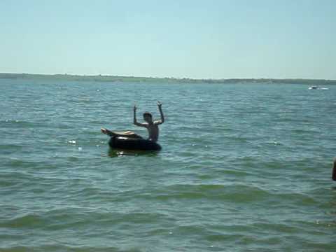 jogando volei na agua no rancho do wood