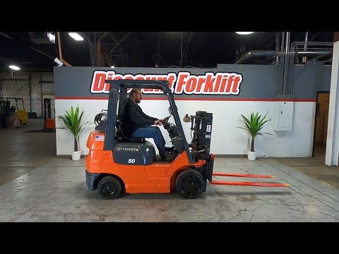 TOYOTA 7-Series 7FGCU25 5,000lb LP (Propane) #5695 - Forklift For Sale