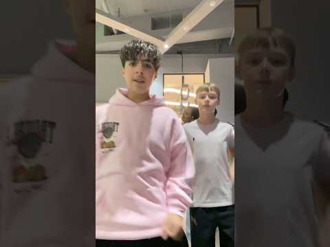 Emreeeeeeee #dance #maxi