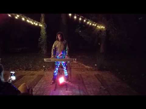 Zlad! Elektronik Supersonik Lip Sync