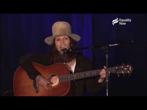 Linda Perry - "Beautiful" - Equality Now's 2018 Make Equality Reality Gala
