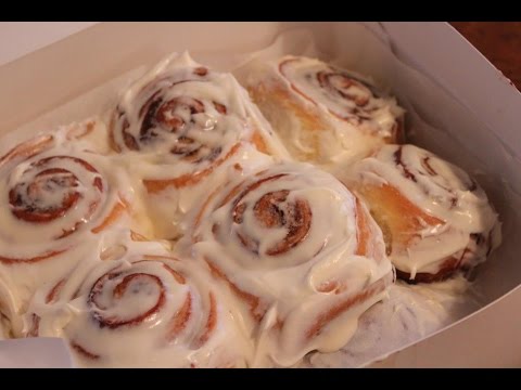 CINNABON Clone Recipe!!  C'est Bon!!!