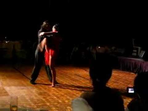  Javier Rodriguez  and  Geraldine Rojas  are  dancing  to  the  tango  "  Los Mareados  "
