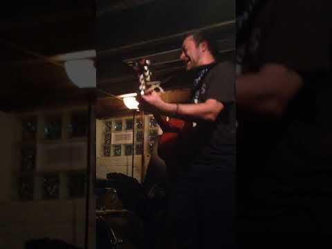 Ghost Mice - The Mess Inside (Mountain Goats cover)