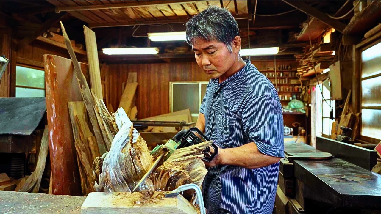 【世界遺産・屋久島】巨大 " 屋久杉 " を削り、仕上げる｜伝統工芸の現場｜杉の舎