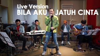 Download lagu Giring Ganesha - Bila Aku Jatuh Cinta (Live Version) mp3